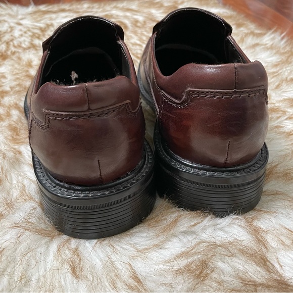 Axcess Liz Claiborne men’s leather loafer. Like new. Worn once. - Picture 4 of 6